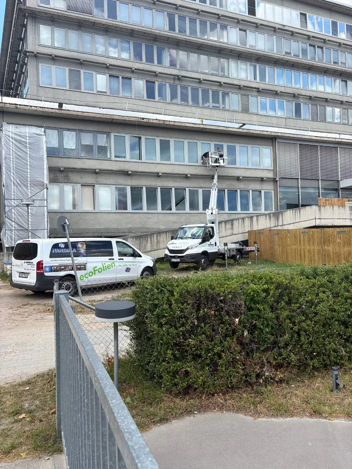 Napierala Montagefahrzeuge und Arbeitsbühne bei einem Großprojekt